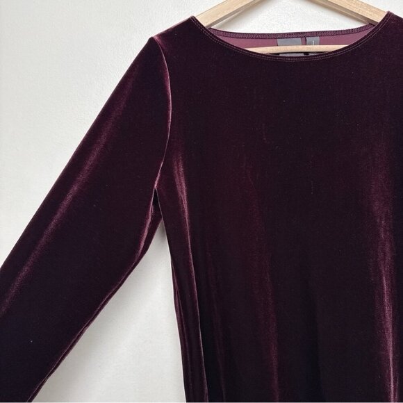 Travelers Womens 1 US Medium Collection Velvet Sequin Trim Top - Picture 4 of 12